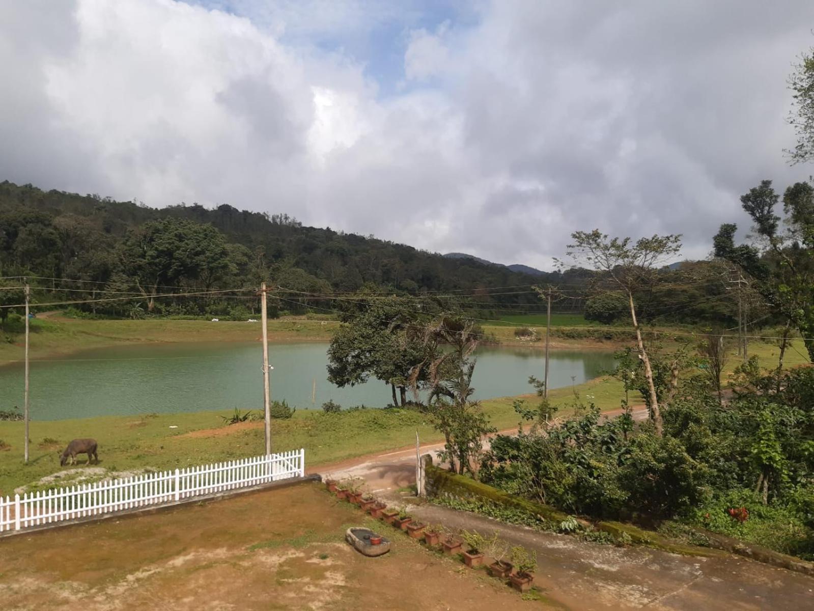 Athena Homestay Somvarpet Ngoại thất bức ảnh