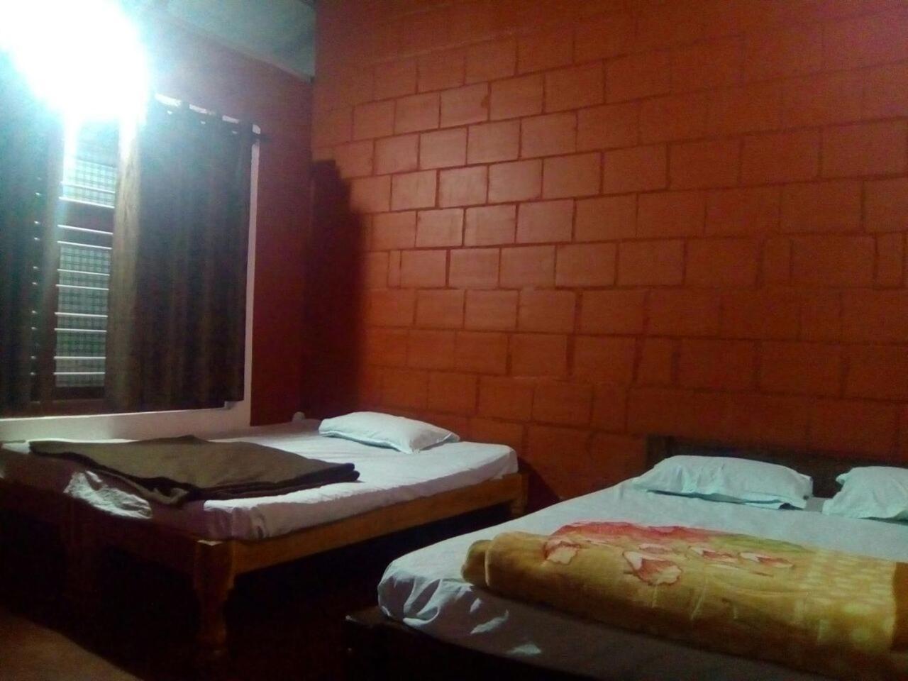Athena Homestay Somvarpet Ngoại thất bức ảnh